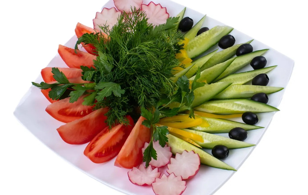 Овощное ассорти «Овощная палитра» (1 или 2 тарелки на стол)